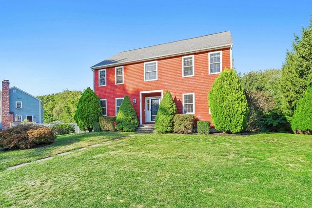 39 Harriman Road, Hudson, MA 01749