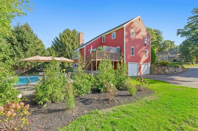 39 Harriman Road, Hudson, MA 01749