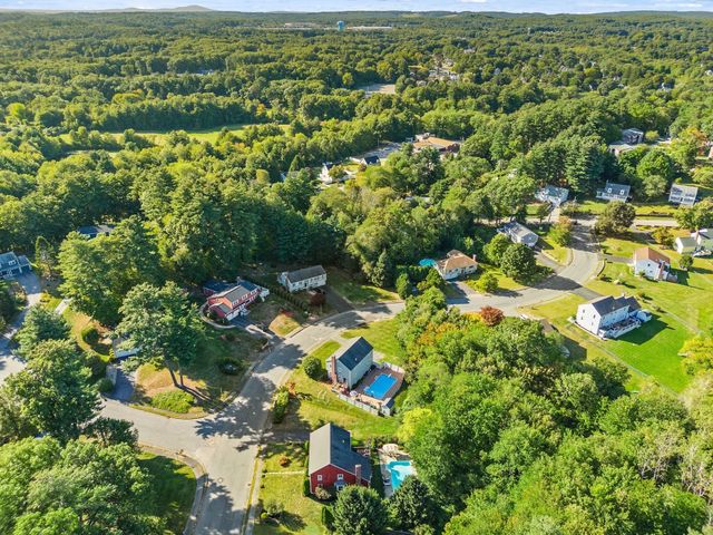 39 Harriman Road, Hudson, MA 01749