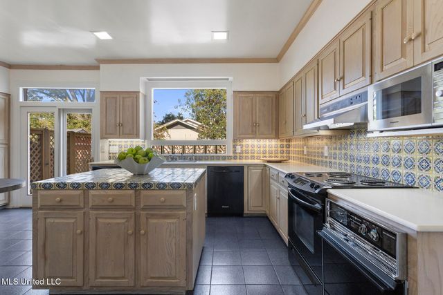 3801 Old Canton Road, Jackson, MS 39216