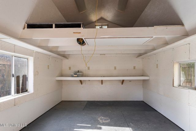 3801 Old Canton Road, Jackson, MS 39216