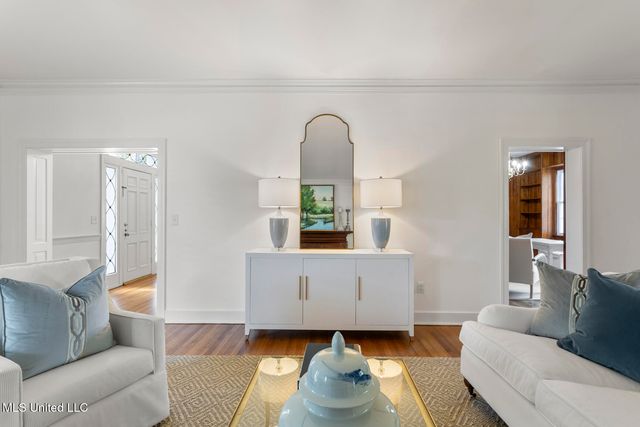 3801 Old Canton Road, Jackson, MS 39216