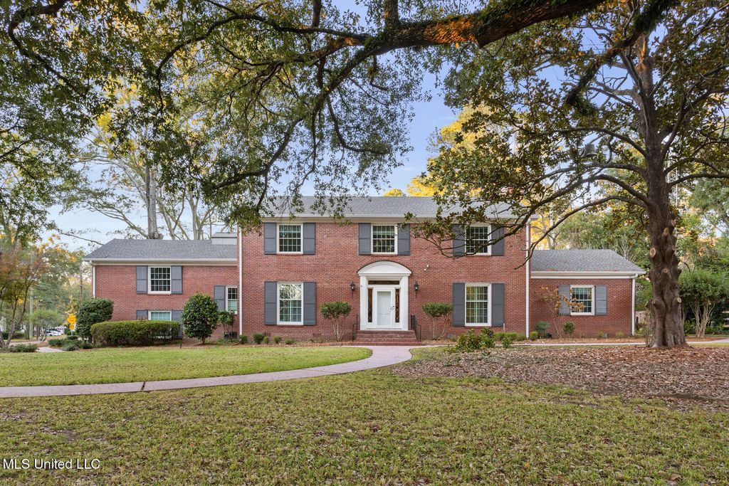 3801 Old Canton Road, Jackson, MS 39216