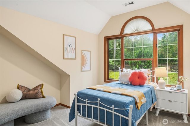 18400 228th Avenue NE, Woodinville, WA 98077