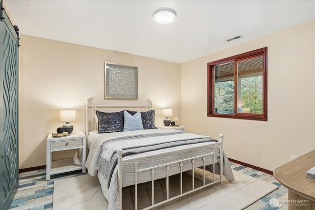 18400 228th Avenue NE, Woodinville, WA 98077