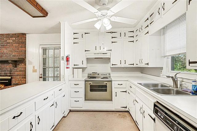 3341 Vandiver Drive, Marietta, GA 30066