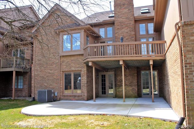 13756 Eaton Drive 16, Plymouth Charter Township, MI 48170