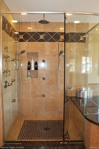 13756 Eaton Drive 16, Plymouth Charter Township, MI 48170