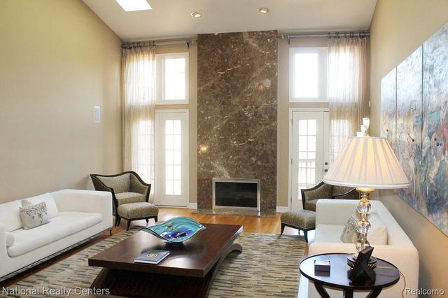 13756 Eaton Drive 16, Plymouth Charter Township, MI 48170