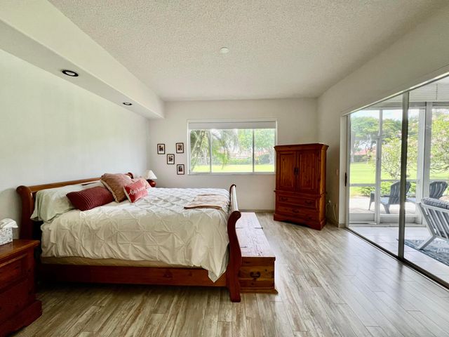 2431 NW 59th Street 404, Boca Raton, FL 33496