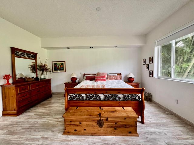 2431 NW 59th Street 404, Boca Raton, FL 33496