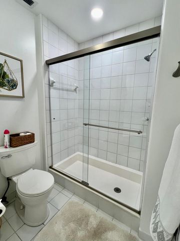 2431 NW 59th Street 404, Boca Raton, FL 33496