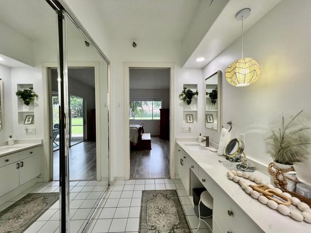 2431 NW 59th Street 404, Boca Raton, FL 33496