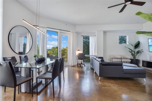 525 E JACKSON STREET 301, Orlando, FL 32801