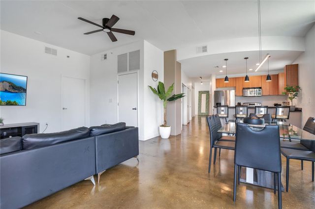 525 E JACKSON STREET 301, Orlando, FL 32801