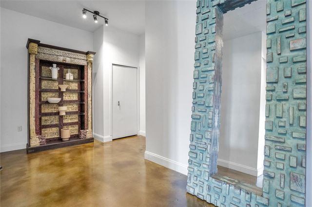 525 E JACKSON STREET 301, Orlando, FL 32801