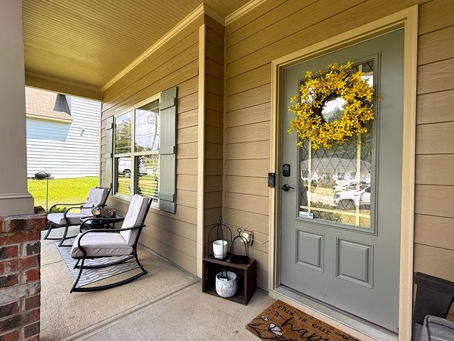 105 Mill Creek Drive, Smiths Station, AL 36877