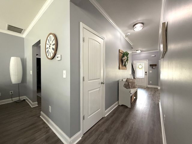 105 Mill Creek Drive, Smiths Station, AL 36877