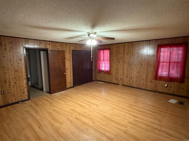 231 Ballard Rd, Vilonia, AR 72173