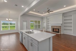 4149 Grassy Lake Drive, Bossier City, LA 71111