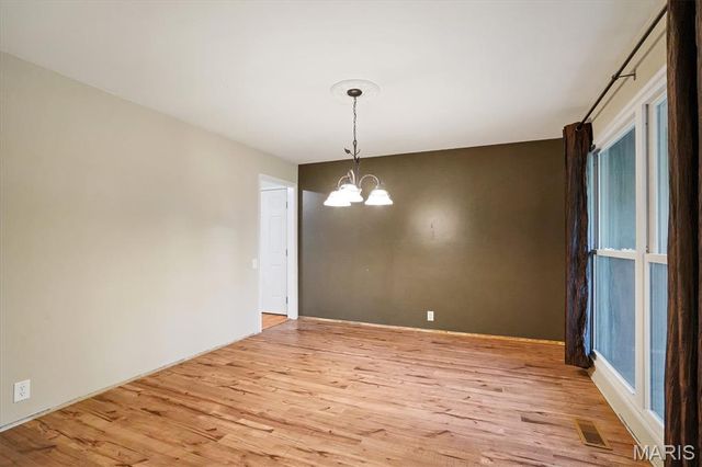 15583 Clayton Road, Ballwin, MO 63011