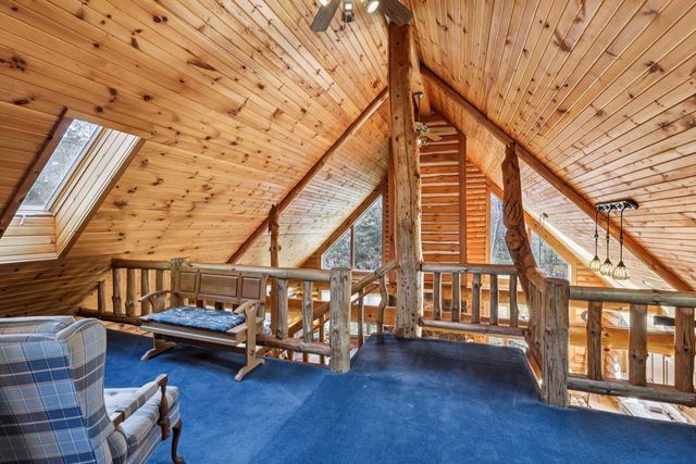 3206 1st Drive, Oxford, WI 53952
