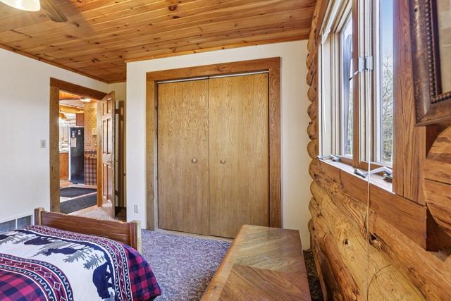 3206 1st Drive, Oxford, WI 53952