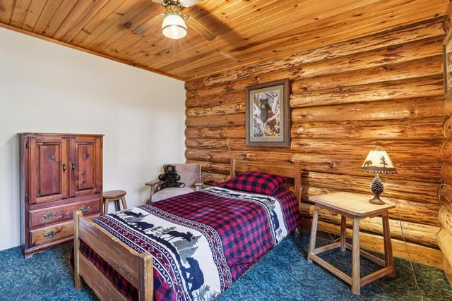3206 1st Drive, Oxford, WI 53952