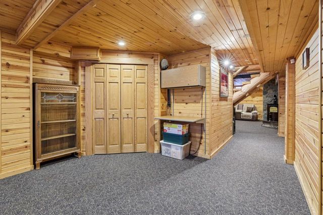 3206 1st Drive, Oxford, WI 53952