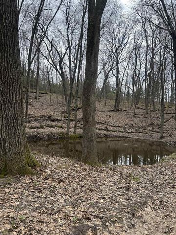 3206 1st Drive, Oxford, WI 53952
