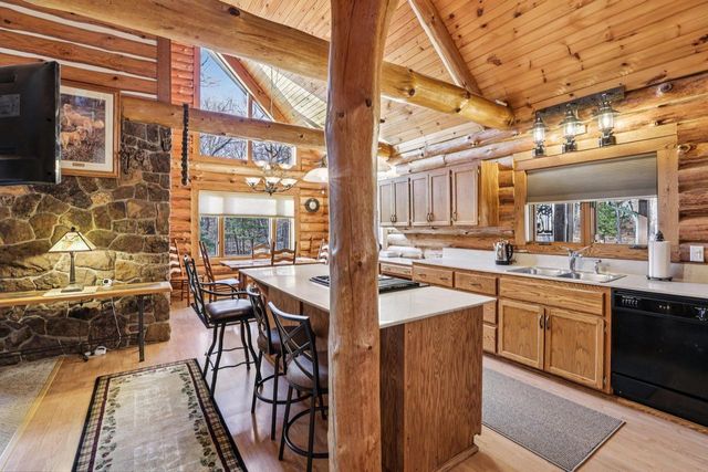 3206 1st Drive, Oxford, WI 53952