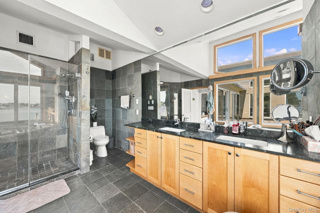 321 Grand Central Avenue, Amityville, NY 11701