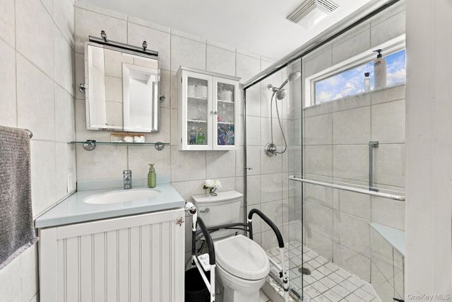 321 Grand Central Avenue, Amityville, NY 11701
