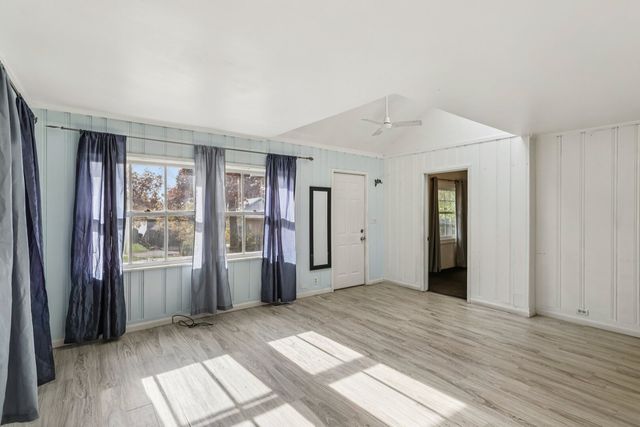 18631 W Main Street, Grayslake, IL 60030