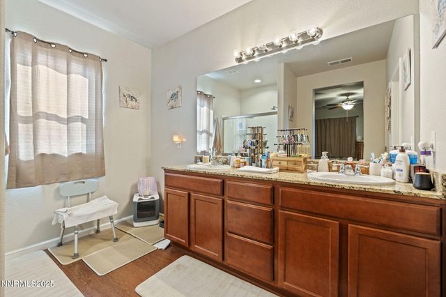 227 Red Oak Drive, Fernley, NV 89408