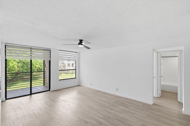 6301 N UNIVERSITY Drive 206, Tamarac, FL 33321