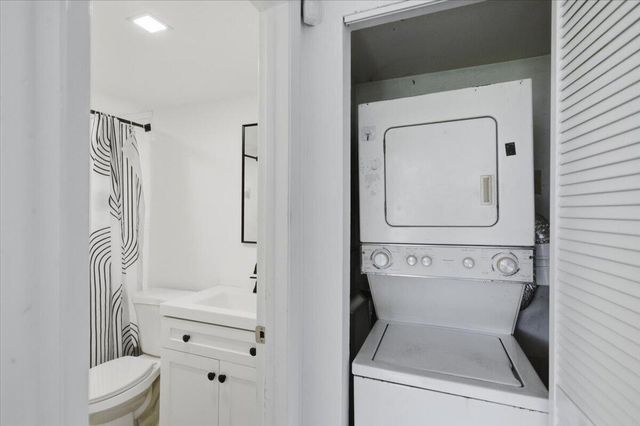 6301 N UNIVERSITY Drive 206, Tamarac, FL 33321