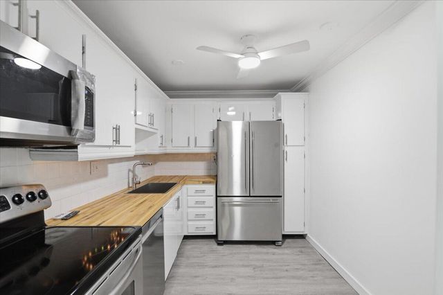 6301 N UNIVERSITY Drive 206, Tamarac, FL 33321