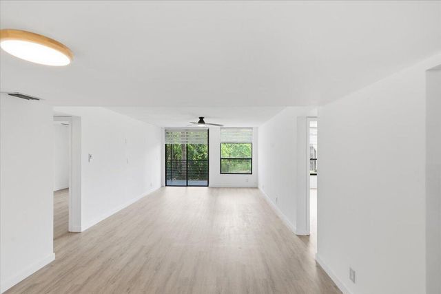 6301 N UNIVERSITY Drive 206, Tamarac, FL 33321