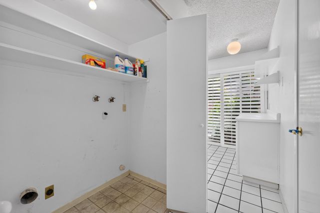 243 Hartnell Pl, Sacramento, CA 95825