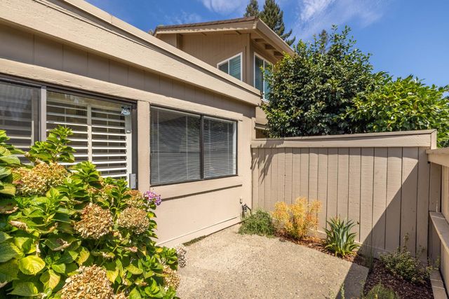 243 Hartnell Pl, Sacramento, CA 95825