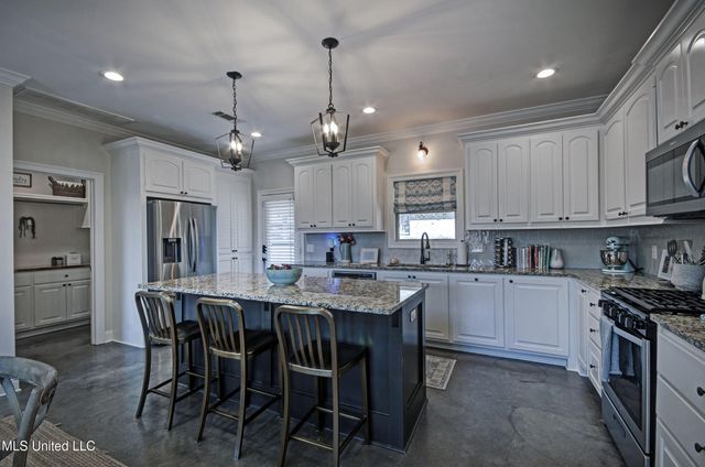 604 Chambord Drive, Brandon, MS 39042