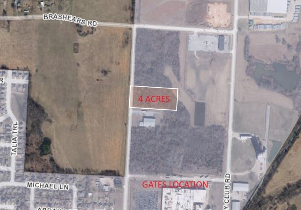 N N Lincoln Street, Siloam Springs, AR 72761