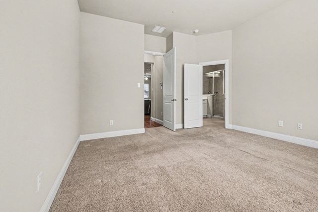 315 Ferndale Street, Lewisville, TX 75056