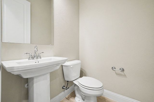 315 Ferndale Street, Lewisville, TX 75056