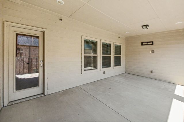 315 Ferndale Street, Lewisville, TX 75056