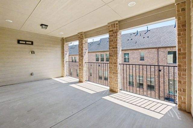 315 Ferndale Street, Lewisville, TX 75056