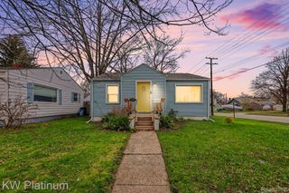 1301 Bancroft Street, Port Huron, MI 48060