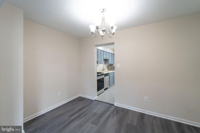 2055 PILGRIM DR, Woodbridge, VA 22192
