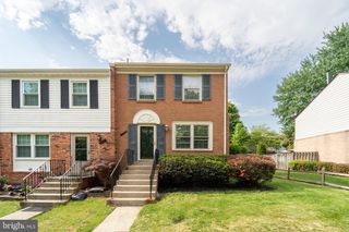 2055 PILGRIM DR, Woodbridge, VA 22192